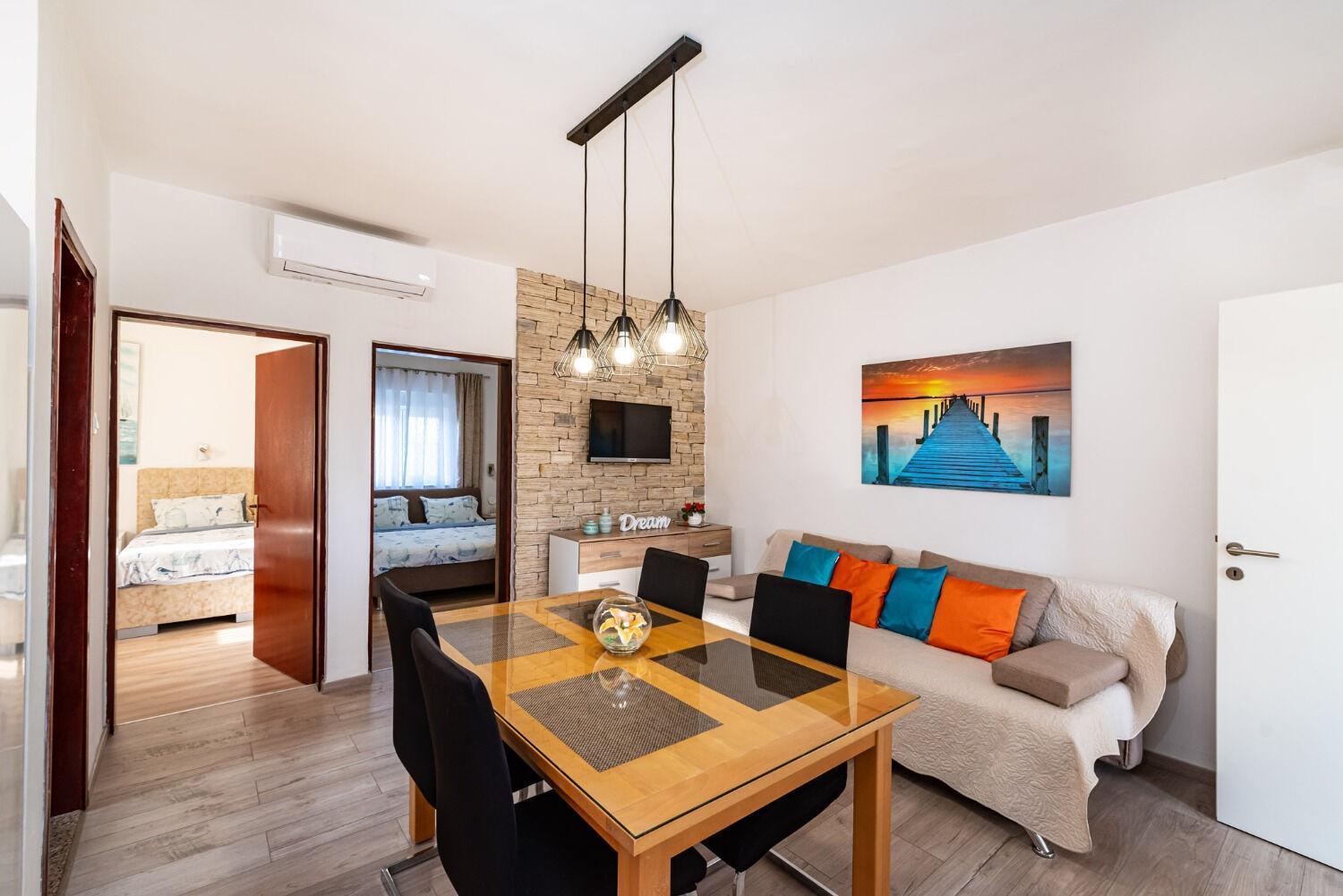 Apartments Dreamy - Free Parking Nin Exterior photo