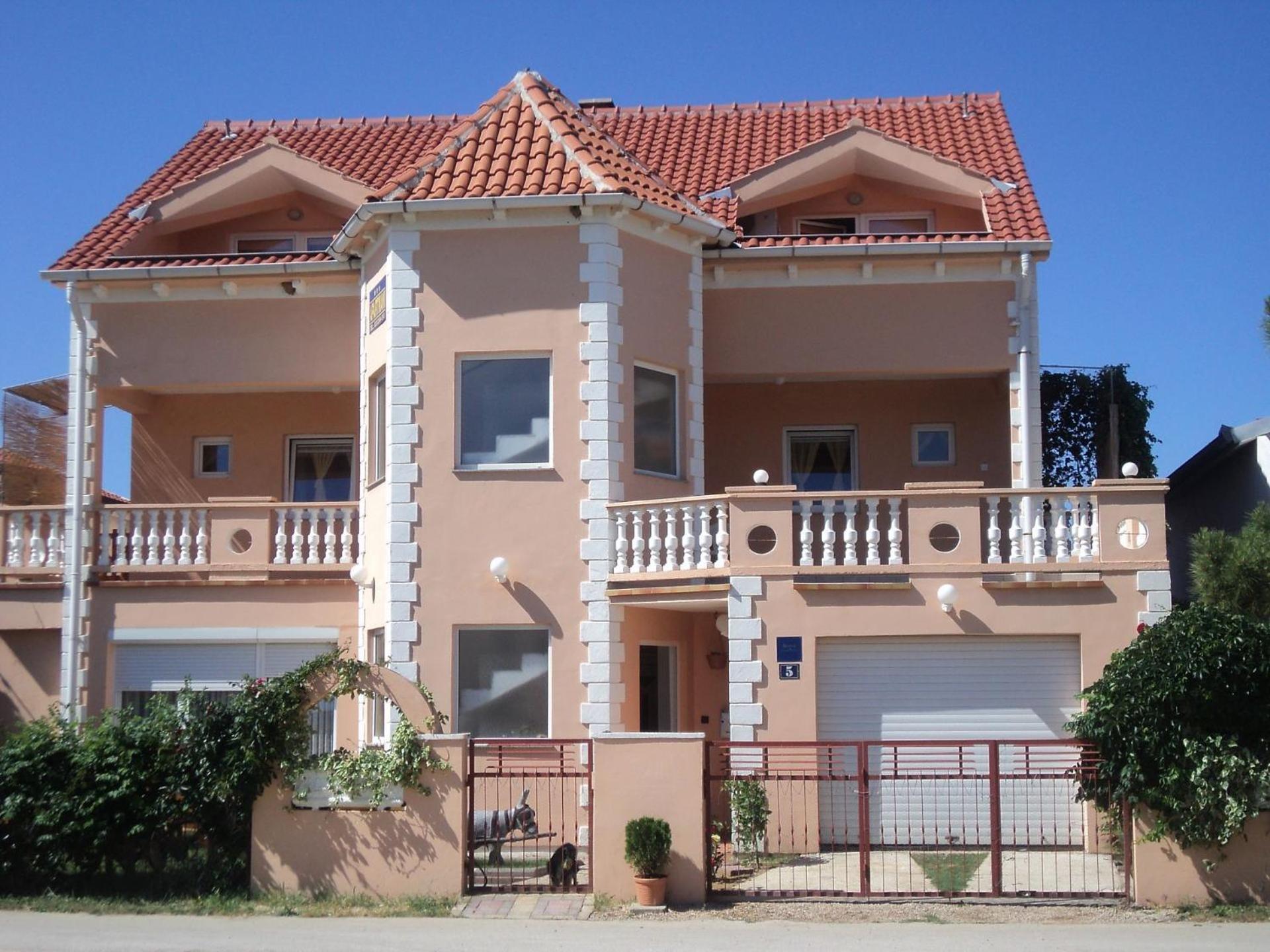 Apartments Dreamy - Free Parking Nin Exterior photo